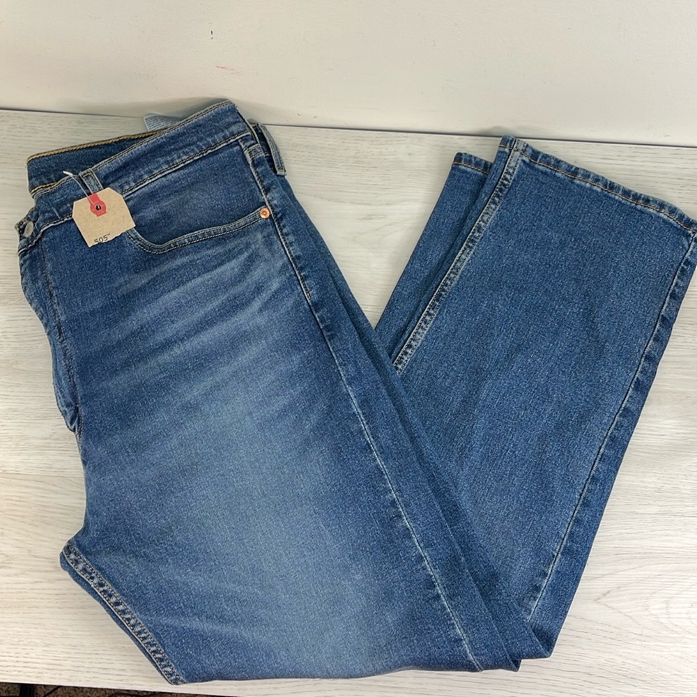 NWT Levi’s 505 Regular Jeans-Men